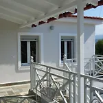 ヴィラ Orange Garden Villa, スパルティ