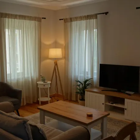 וילה Orange Garden Villa, *