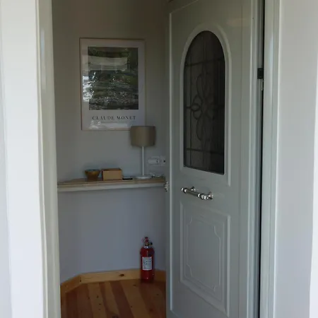 Orange Garden Villa, וילה