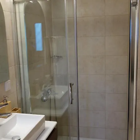 Orange Garden Villa, וילה