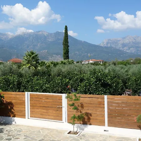 Orange Garden Villa, Villa Sparta