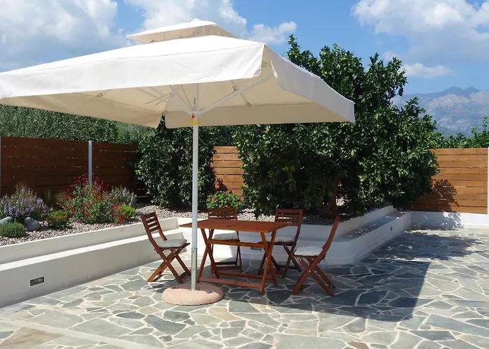 Orange Garden Villa, Villa Sparta