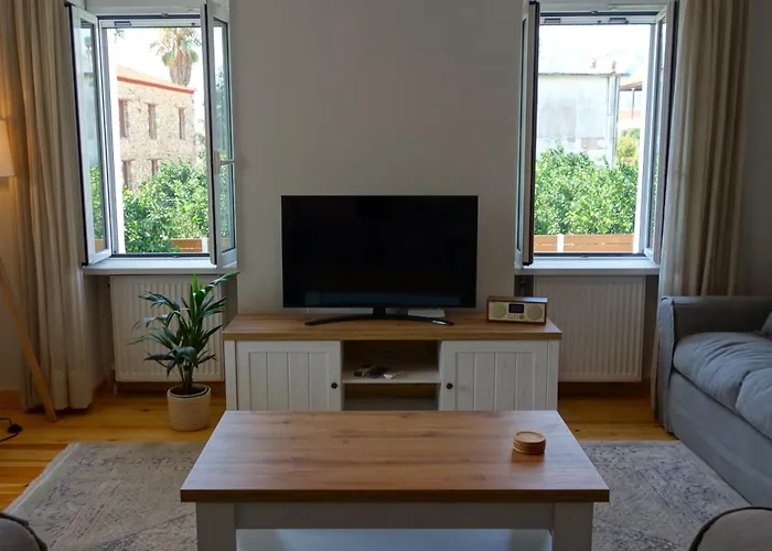 Orange Garden Villa, 빌라 스파르티