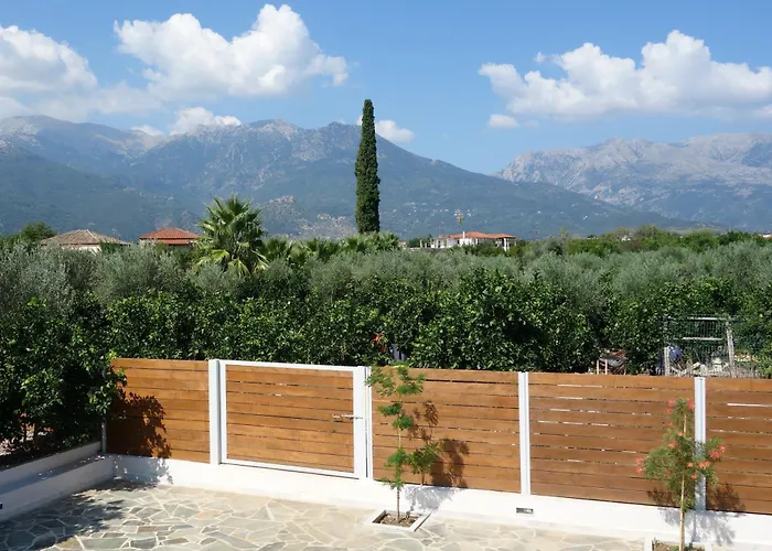 Orange Garden Villa, Villa Sparta