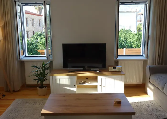 Villa Orange Garden Villa, *